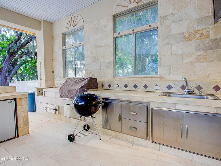 5549 Steamboat Rd — Photo 98