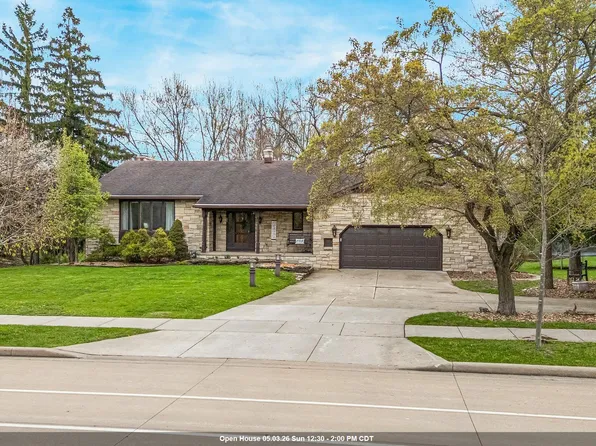 825 W Kimberly Ave, Kimberly, WI 54136