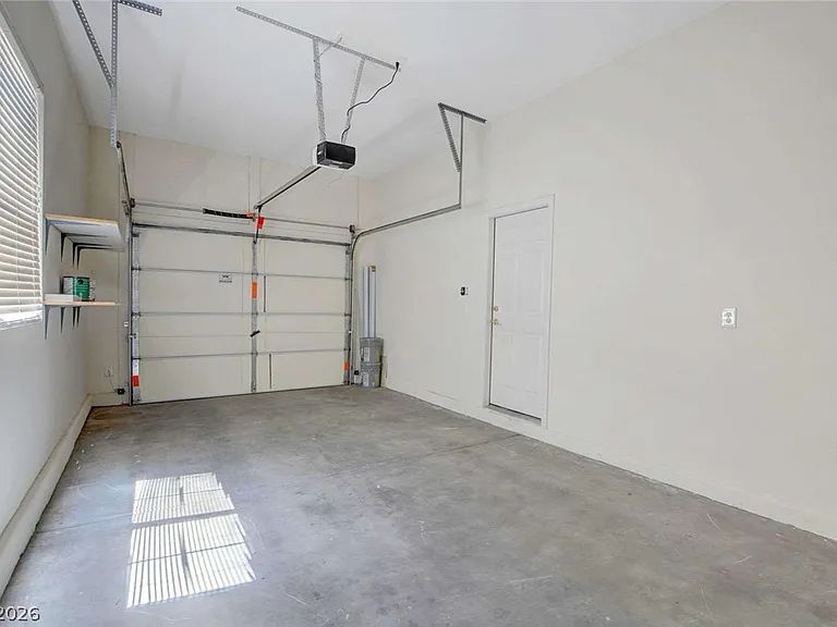 10214 Elk Valley St — Photo 20