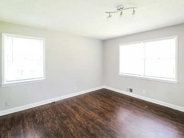 627 Grayson Pkwy — Photo 17