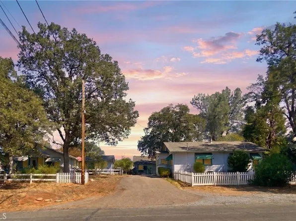 1825 Grand Coulee Blvd, Shasta Lake, CA 96019