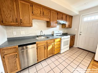 185 Sydney St #1, Boston, MA 02125