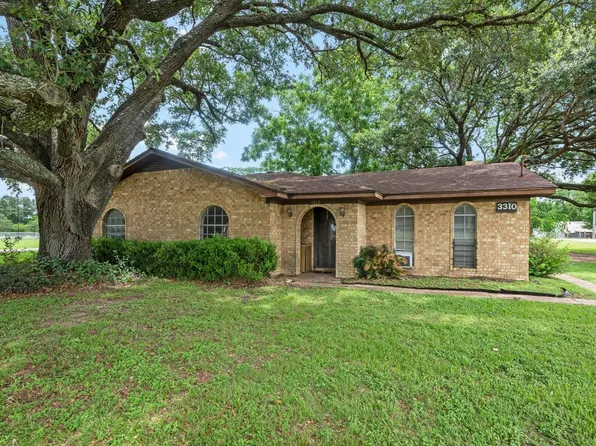 3310 2nd St, Brookshire, TX 77423