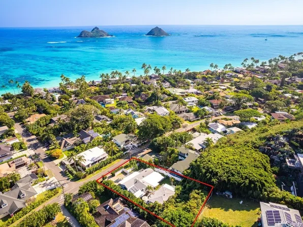 1205 Aalapapa Dr, Kailua, HI 96734