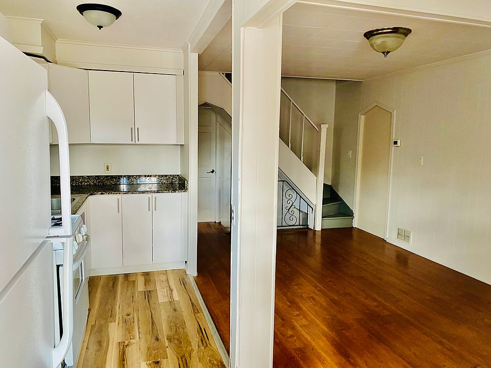 2nd image of 36 Huron Dr Floor 1