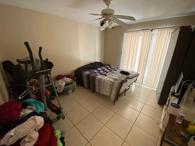 1104 Green Tree Ct #A — Photo 6