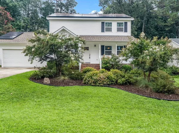 1120 Pilton Pl, Raleigh, NC 27604