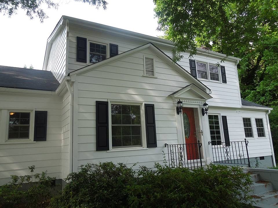 1st image of 303 E Maryland Ave