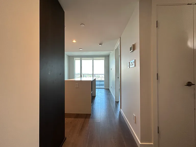 8189 Cambie St #1606 — Photo 7