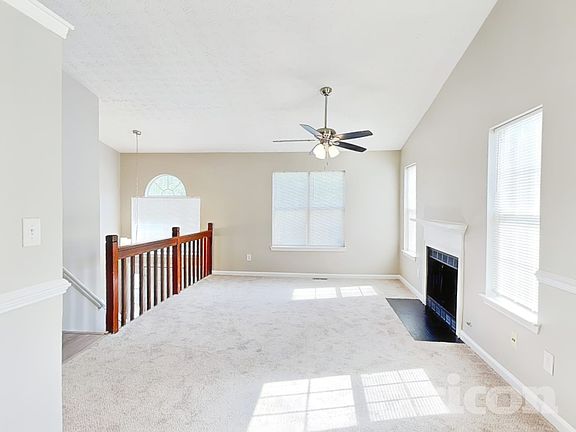 2nd image of 1330 Ling Dr