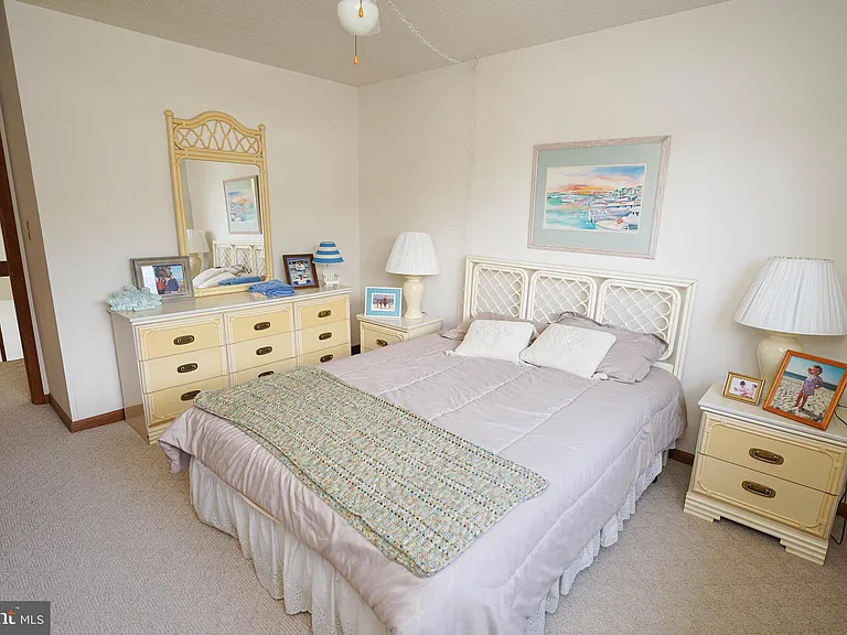 39028 Bayview W — Photo 73