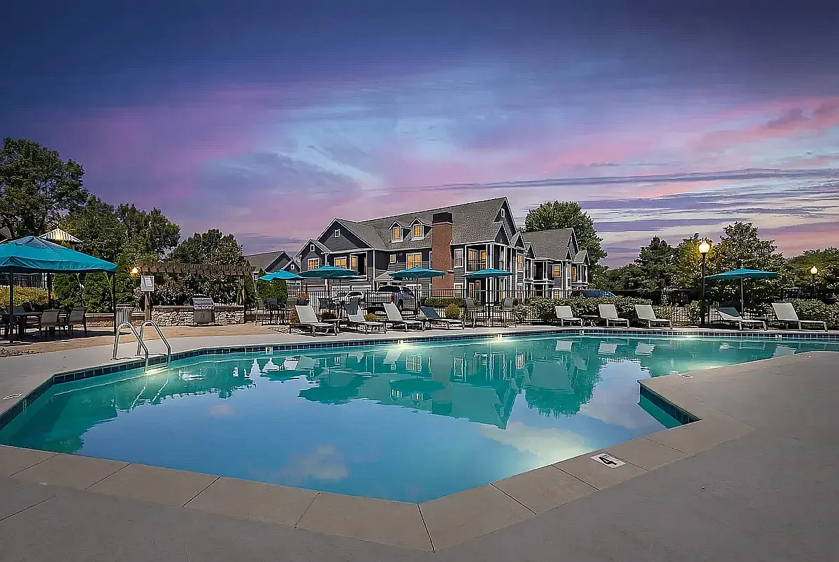 Cason Estates — Photo 1