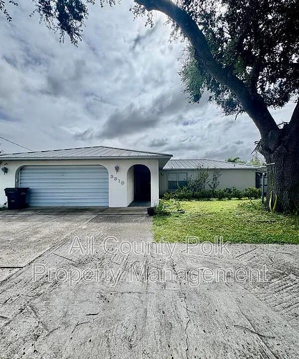 3919 Lehman Ct