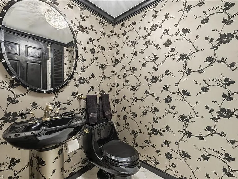 8990 Bay Colony Dr #901 — Photo 6