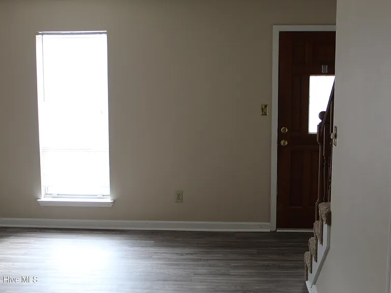 566 Fairfield Way — Photo 19