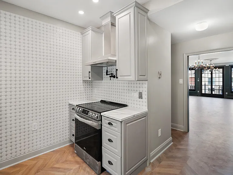 203 Shearwater Ct W #24 — Photo 4