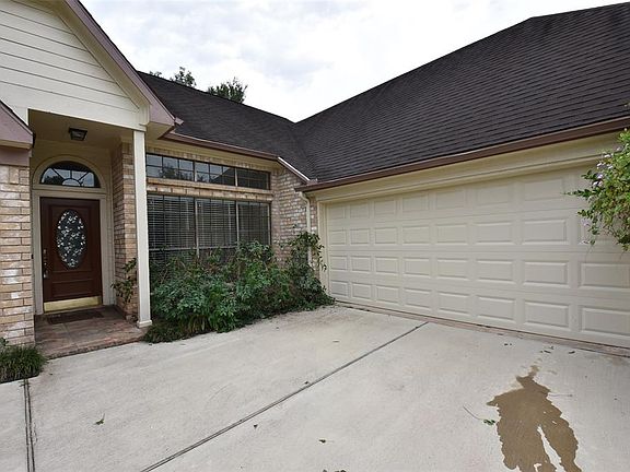 3rd image of 3407 Stillwater Ln