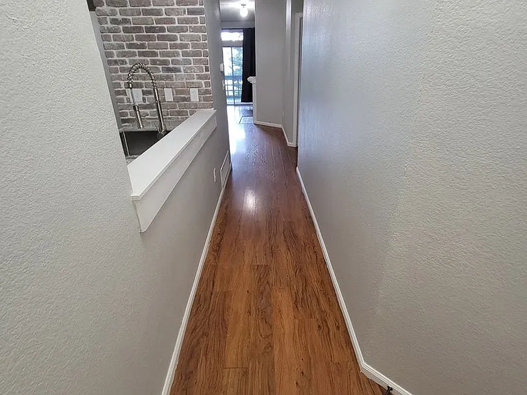 7438 Singing Hills Dr — Photo 15