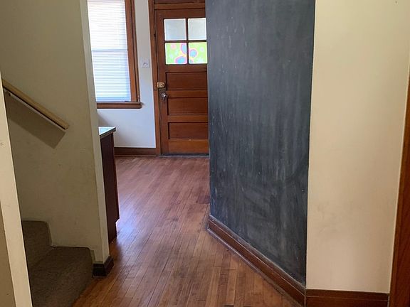 4th image of 5132 W Wrightwood Ave
