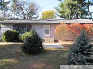 207 Hawthorne Rd, Wyoming, MN 55092