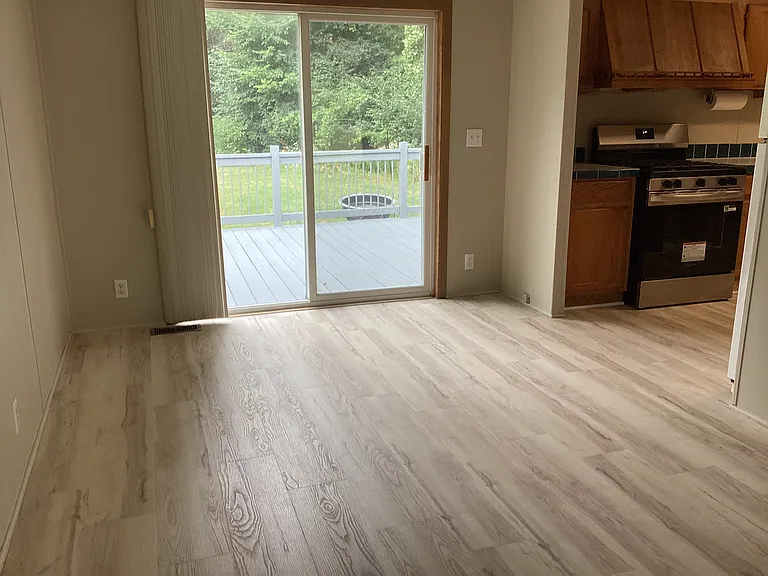 78 W Dague Rd — Photo 10