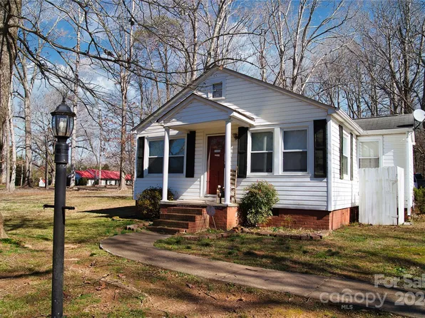 121 Paul H Beam Rd, Cherryville, NC 28021