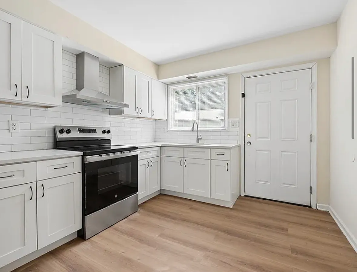 2 bed, 800 sqft, $1,450 — Photo 4