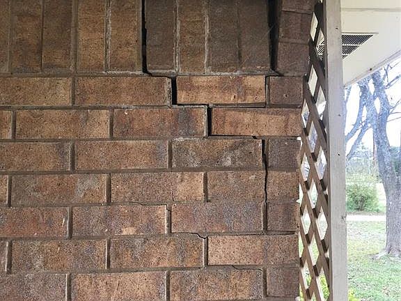 5th image of 13045 Forest Glen Ln