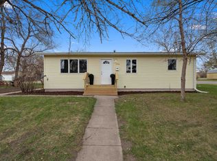 1331 4th St SW, Minot, ND 58701