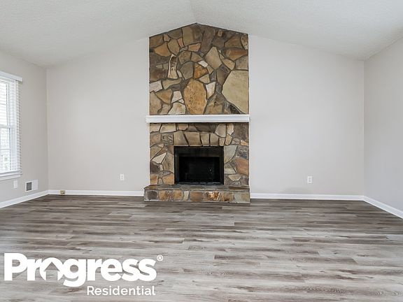 4th image of 231 Harlee Ln