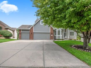 2333 S 183rd Cir, Omaha, NE 68130
