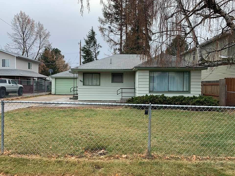 1st image of 3228 E 32nd Ave