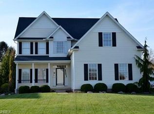 1705 Wisteria Ave SW, Hartville, OH 44632