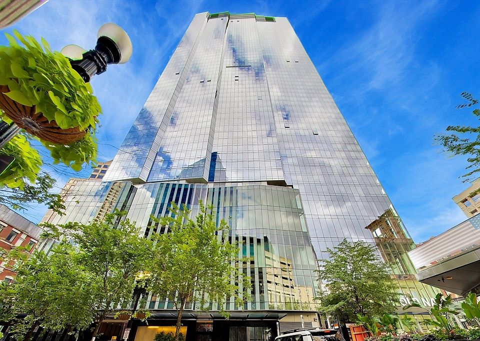 1st image of 1 Franklin St #2608