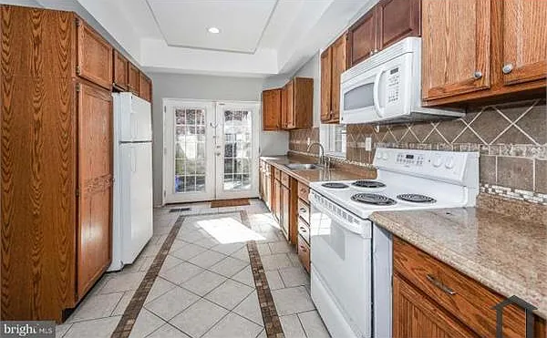 1336 W Toronto St — Photo 5