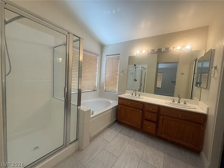 7562 Reindeer Ct — Photo 7