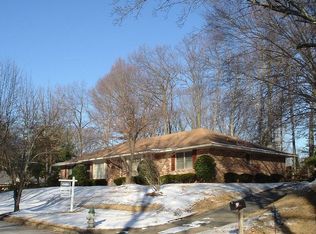 112 River Forest Ln, Fort Washington, MD 20744