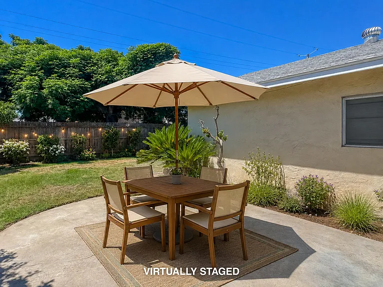 2526 E Hampton Way — Photo 15