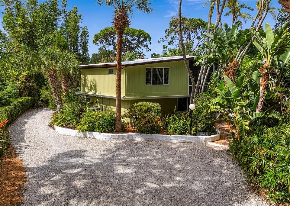 1st image of 711 PINELLAS POINT DRIVE S