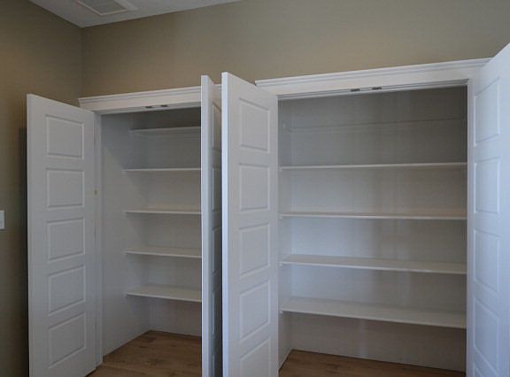 2nd image of 205 Southpoint Blvd