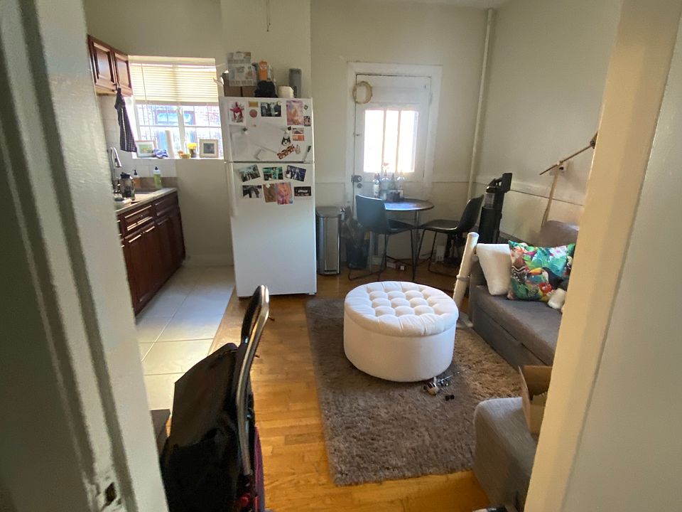 1st image of 212 Hemenway St APT 5