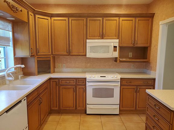 2nd image of 12479 Harbour Ridge Blvd #12