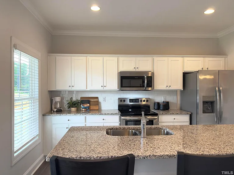 1148 Breadsell Ln — Photo 12
