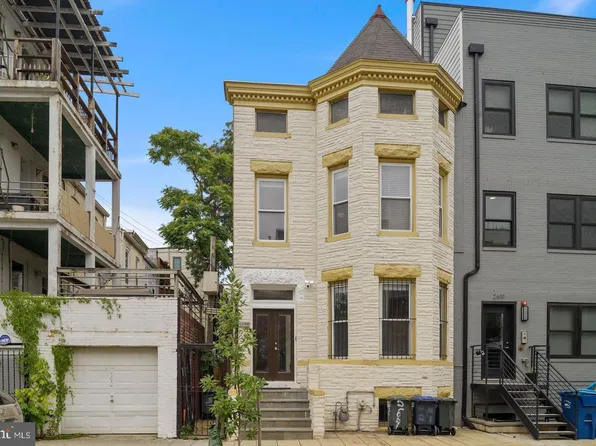 2621 University Pl NW, Washington, DC 20009