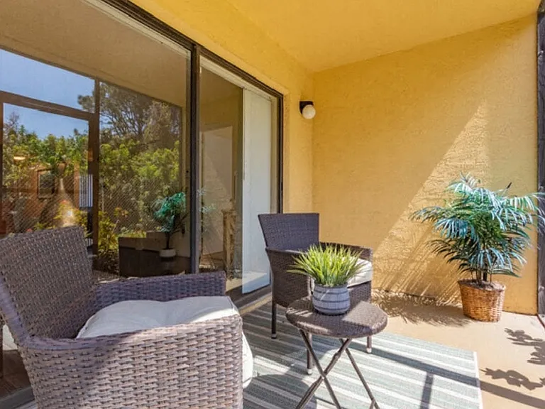 Bay Club Apartment Homes — Photo 4