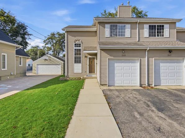 315 N Green St, Carpentersville, IL 60110