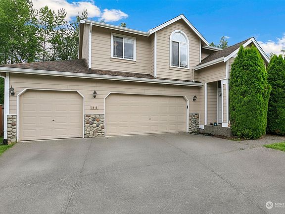 2nd image of 2915 127th Avenue NE