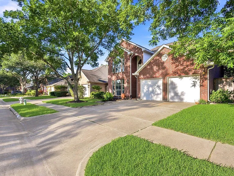 4307 Lakeshore Forest Dr — Photo 5