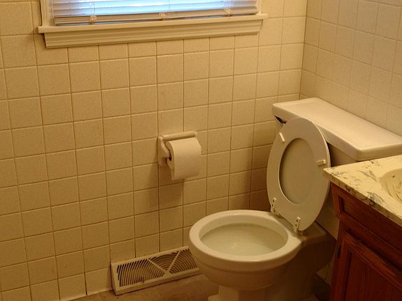 3rd image of 4520 Apple Orchard Ln Unit 2