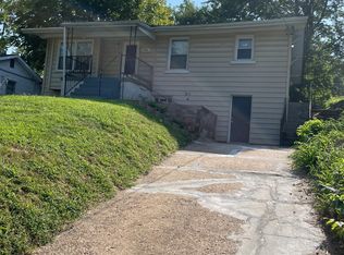 2984 Ridgeway Ave, Saint Louis, MO 63114